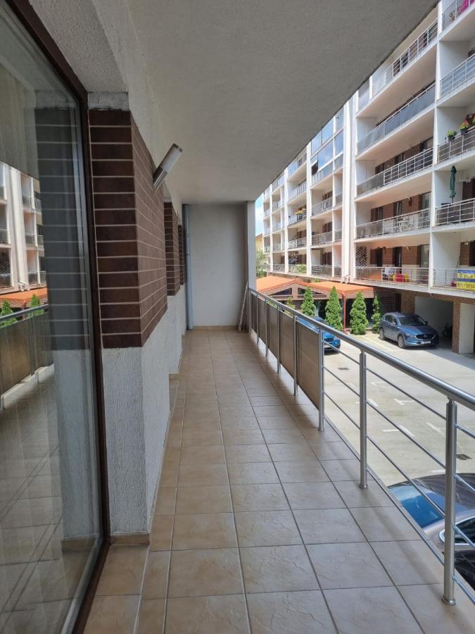 Park Residence 5, 2 Bedroom Apartment Bukarest Exterior foto